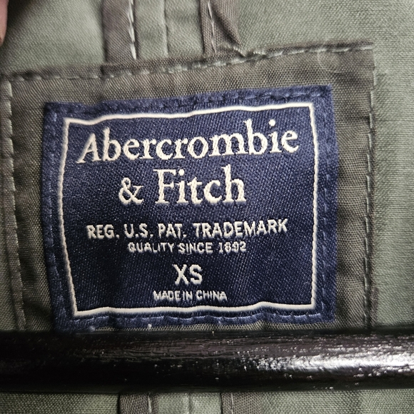 Abercrombie & Fitch women's long green jacket - Picture 3 of 10